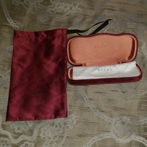 Gucci glass case- velvet